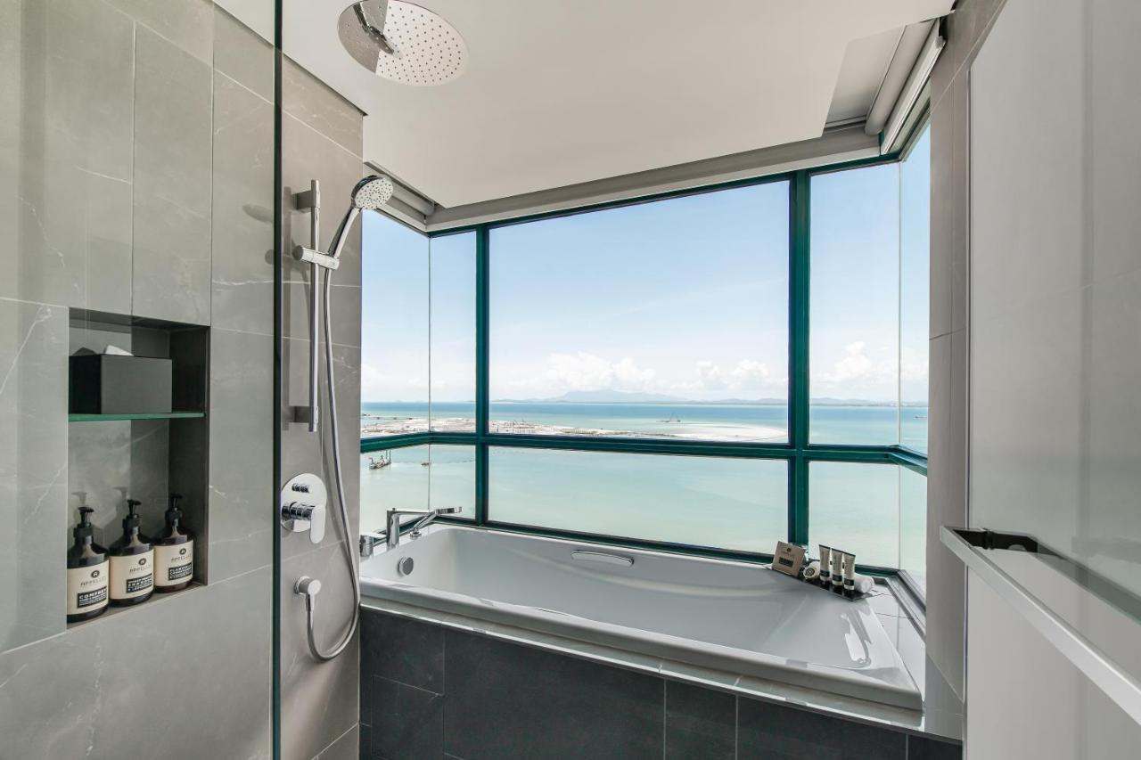 Ascott Gurney Penang Hotel George Town Exterior foto Bathroom